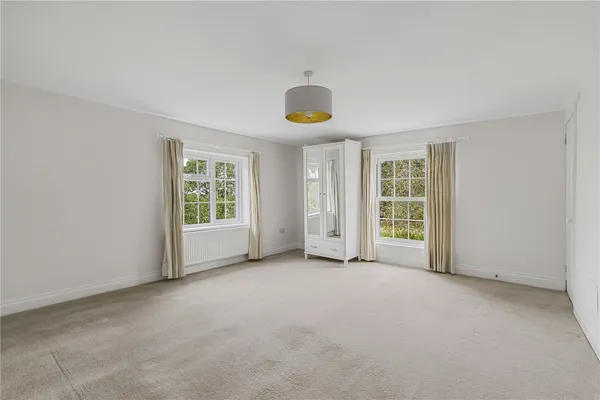 Moulsoe, Buckinghamshire, MK16 photo 14