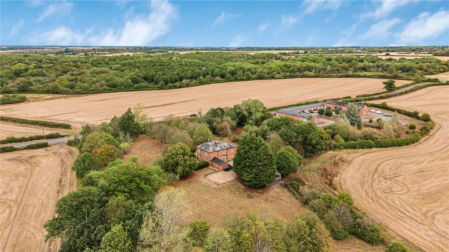 Moulsoe, Buckinghamshire, MK16 photo 19