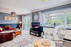 Nevis Close, Corby
