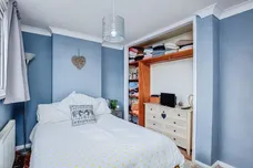 Nevis Close, Corby