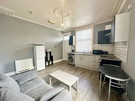 Temple Crescent, LEEDS photo