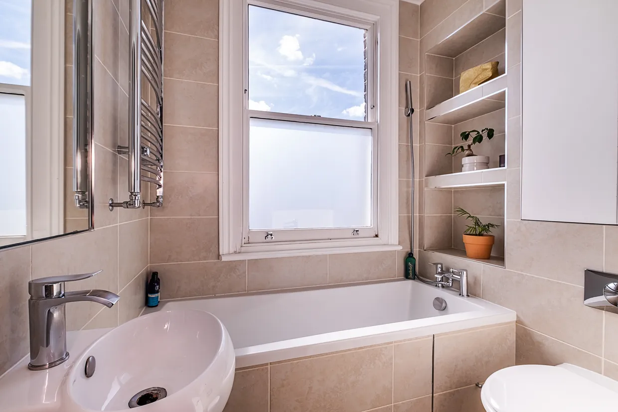 Gauden Road, London, SW4 photo 17