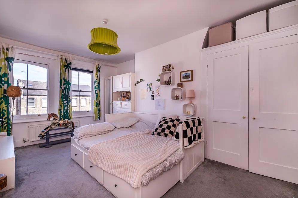 Gauden Road, London, SW4 photo 19