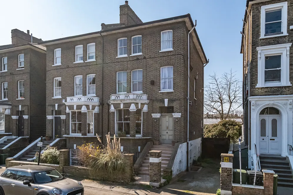 Gauden Road, London, SW4 photo 24