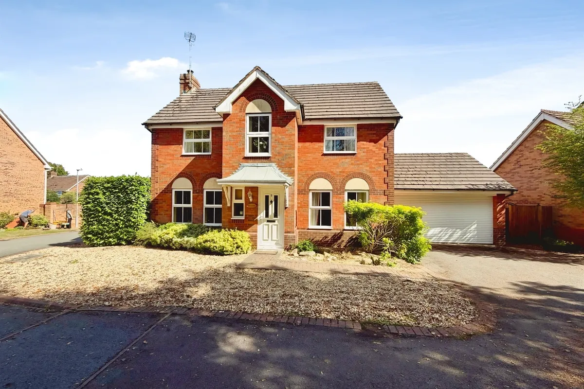 Plumpton Close, Chippenham