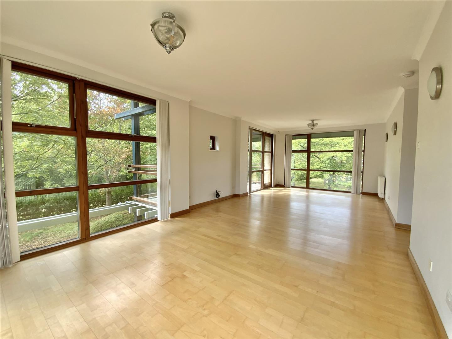 Woodward Place, Loughton Lodge Image 6