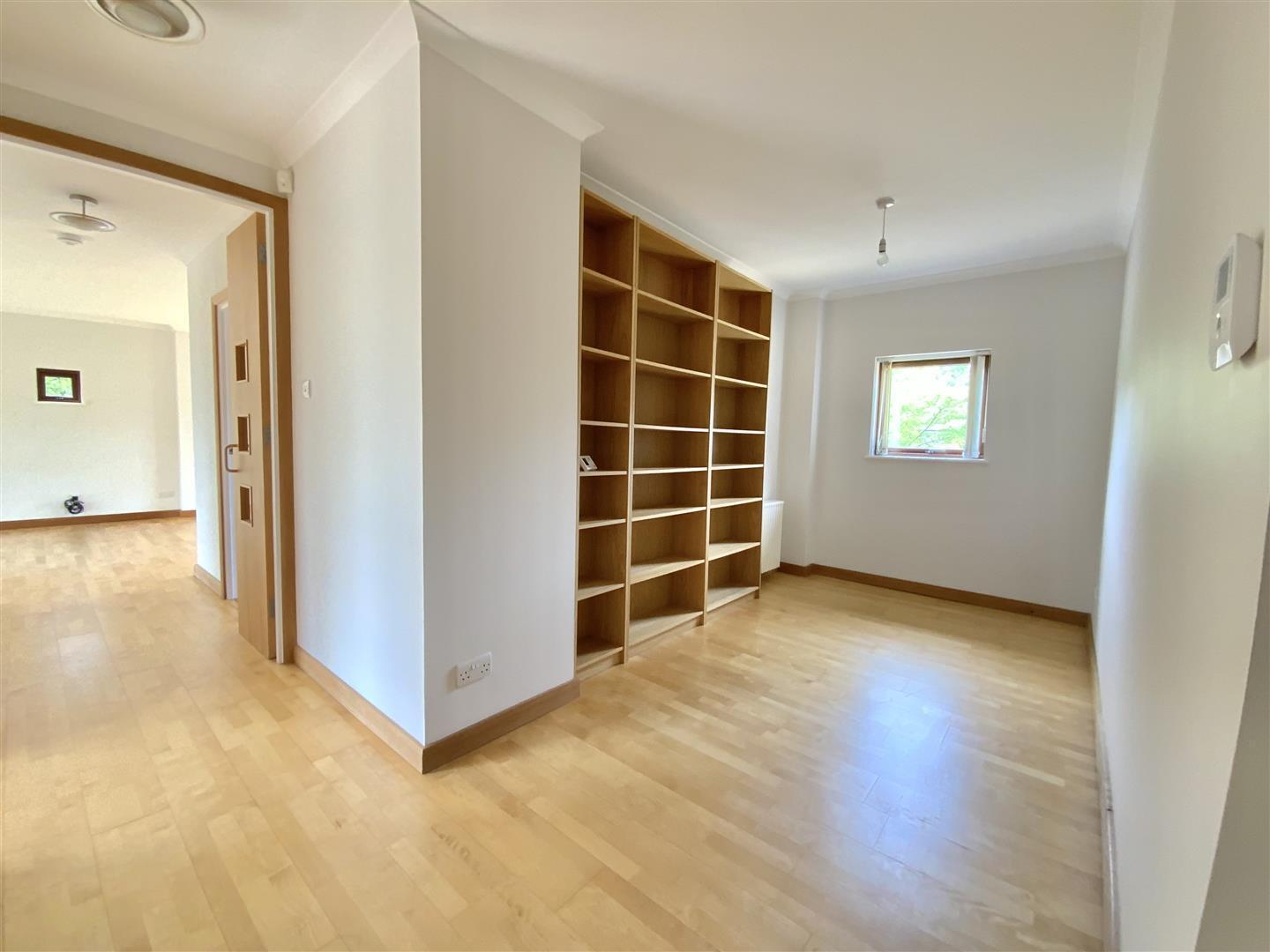 Woodward Place, Loughton Lodge Image 7