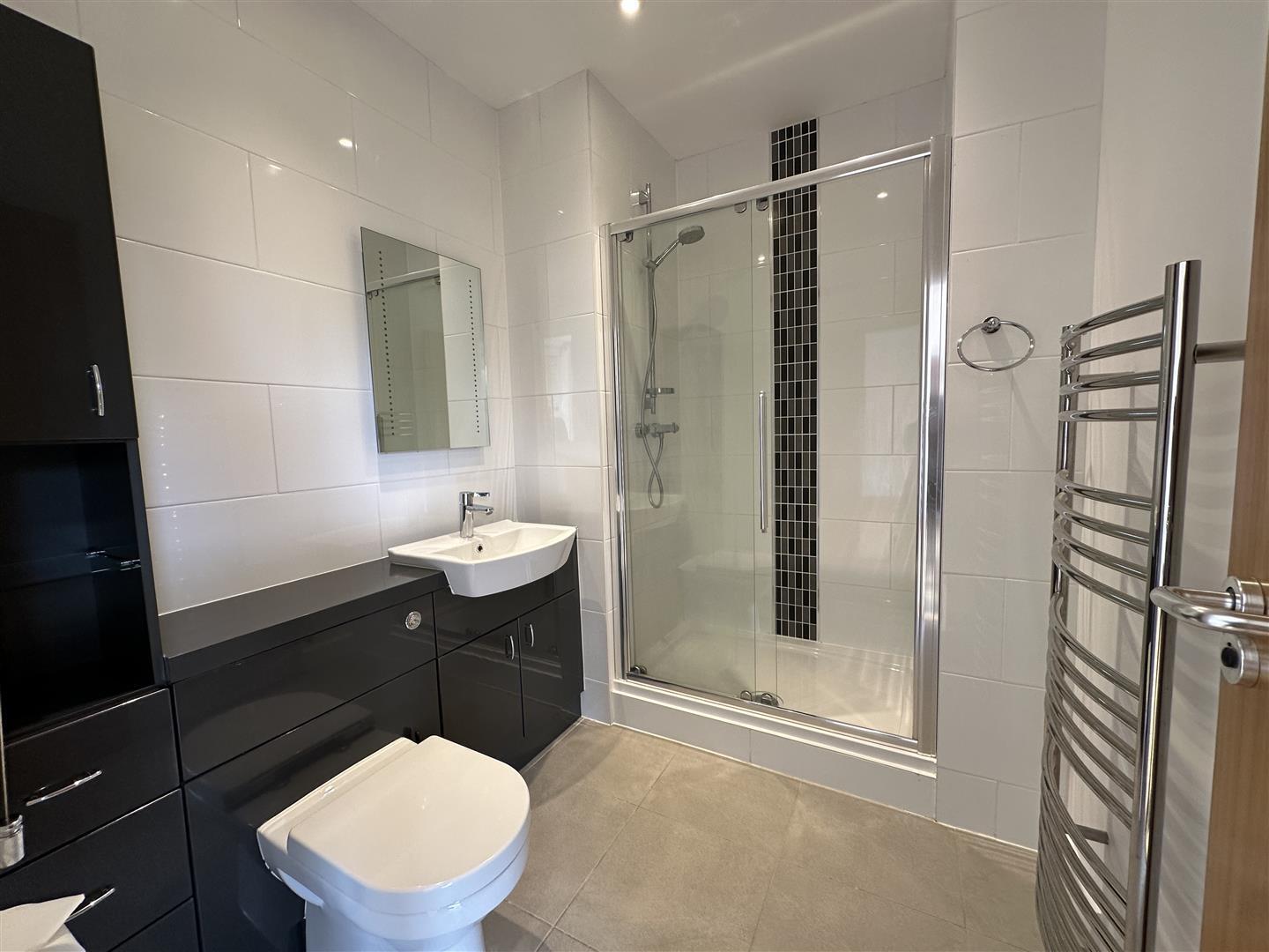 Woodward Place, Loughton Lodge Image 9