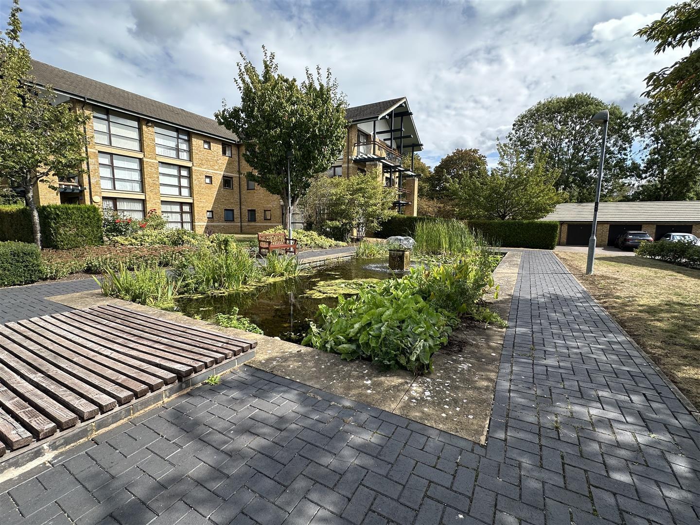 Woodward Place, Loughton Lodge Image 19