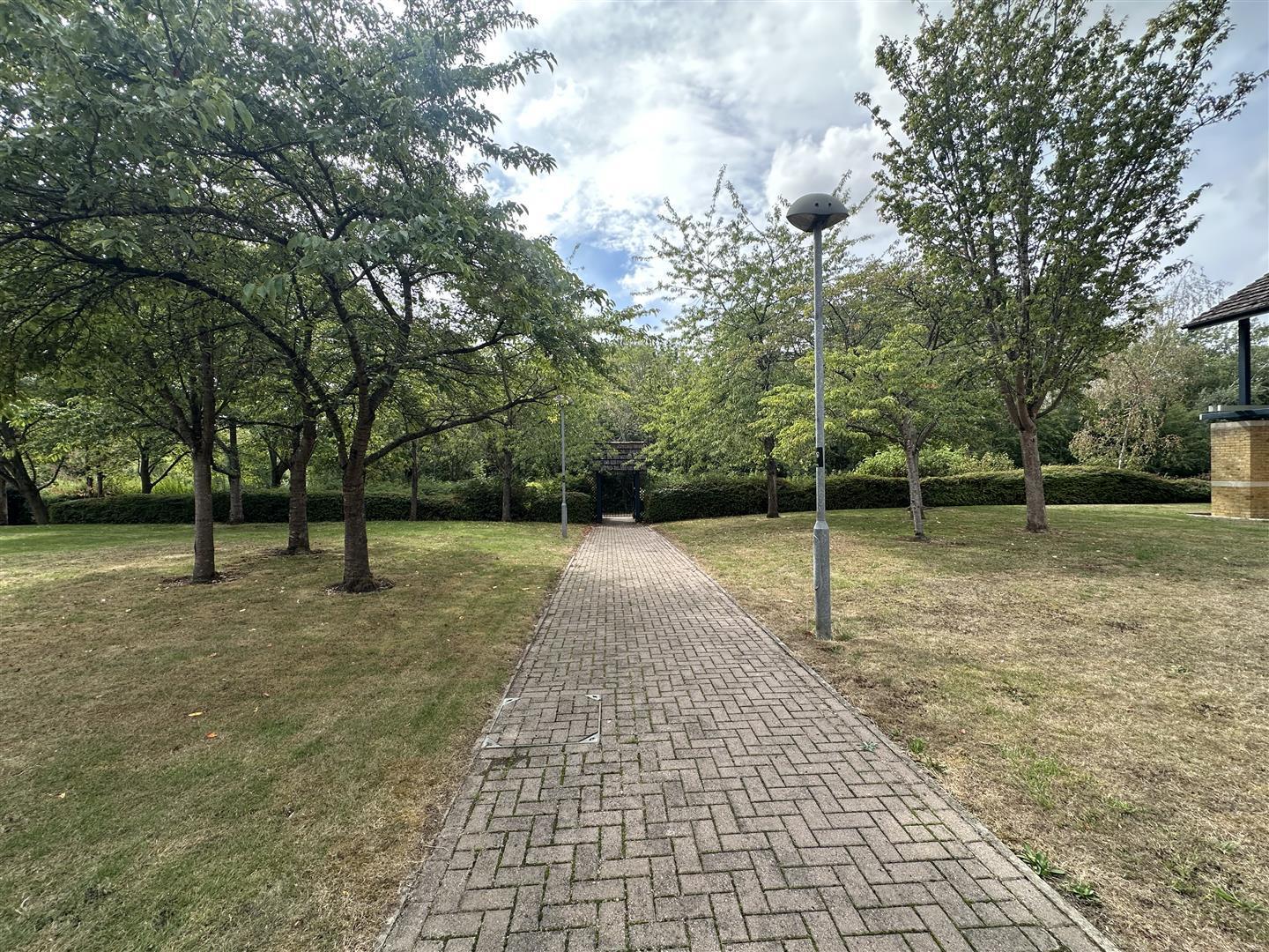 Woodward Place, Loughton Lodge Image 20