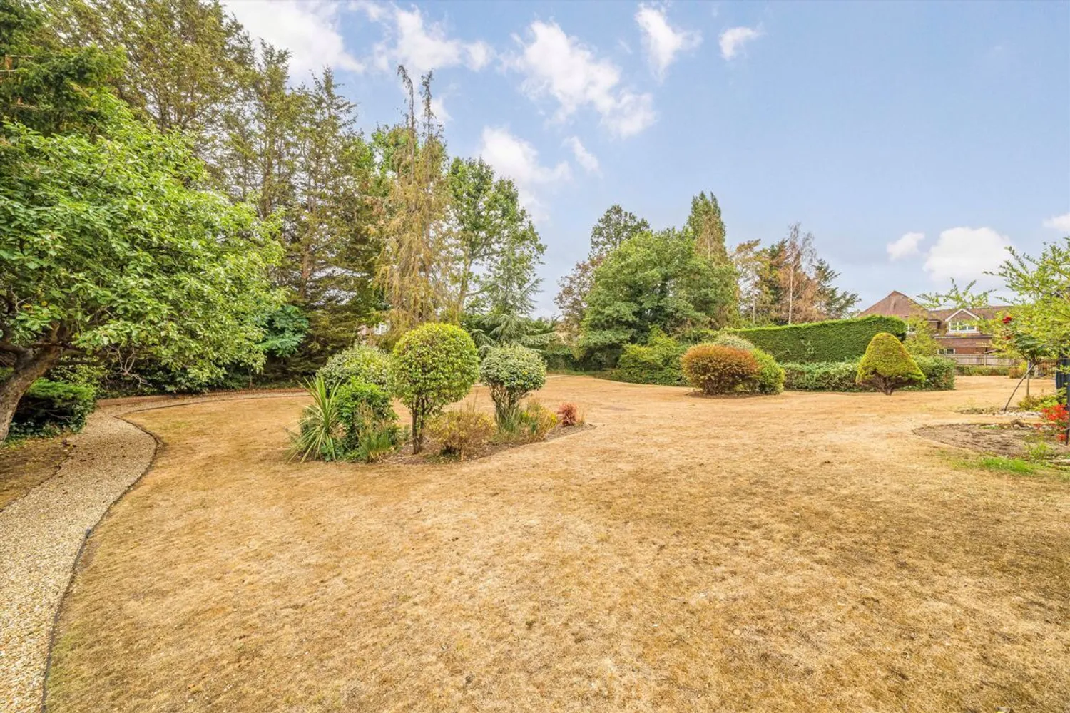 Oatlands Drive, Weybridge, KT13 photo 6