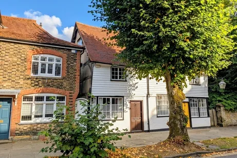 Causeway, Horsham, RH12