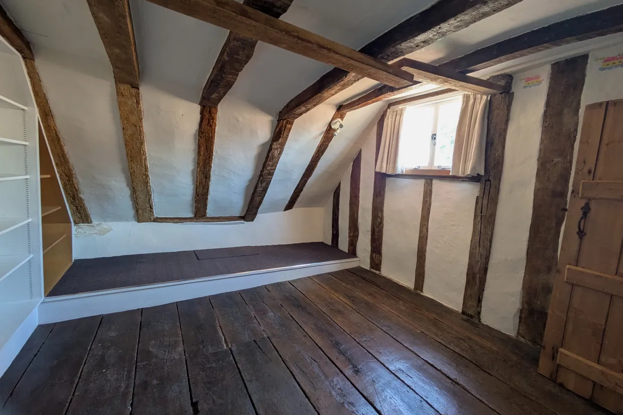 Causeway, Horsham, RH12 photo 9