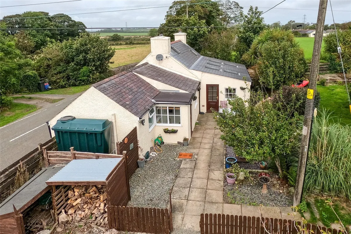 Capel Coch, Llangefni, Isle of Anglesey, LL77