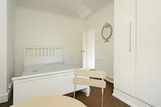 Dewsbury Court, Chiswick Road, London
