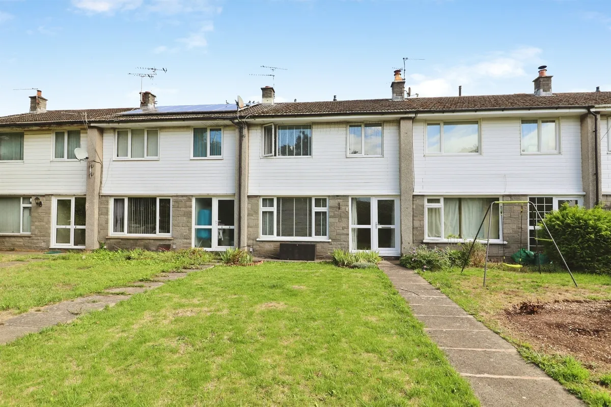 St. Donats Close, Dinas Powys