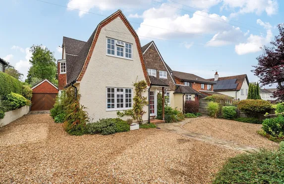 Lancaster Avenue, Farnham, GU9