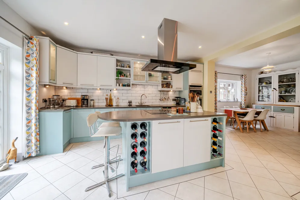 Lancaster Avenue, Farnham, GU9 photo 3