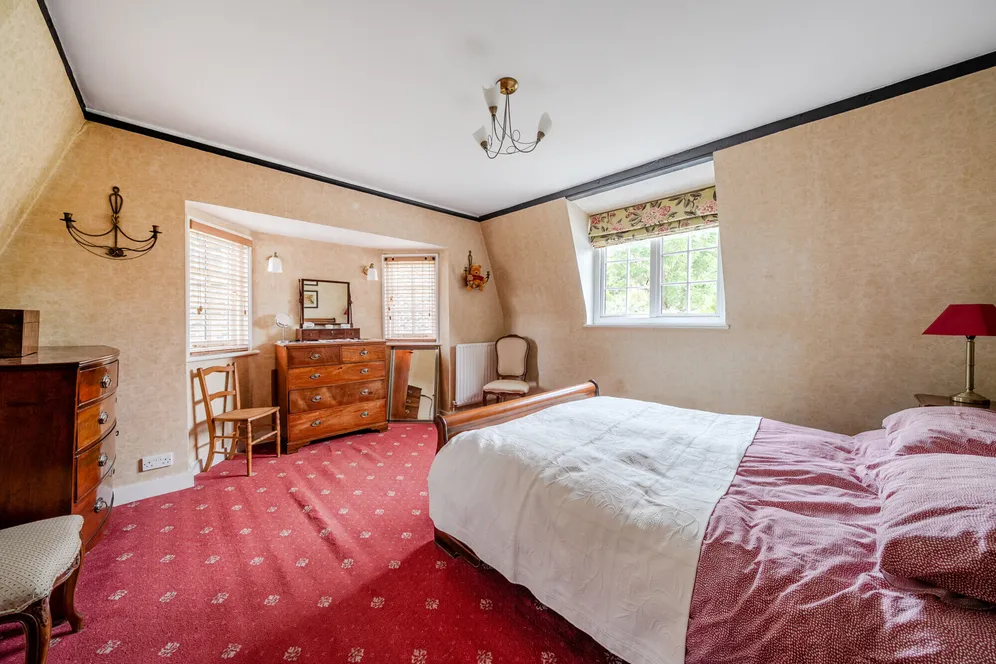 Lancaster Avenue, Farnham, GU9 photo 13