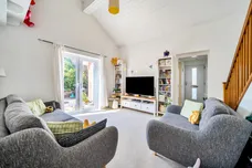 Salisbury Close, Alton, GU34 photo 6