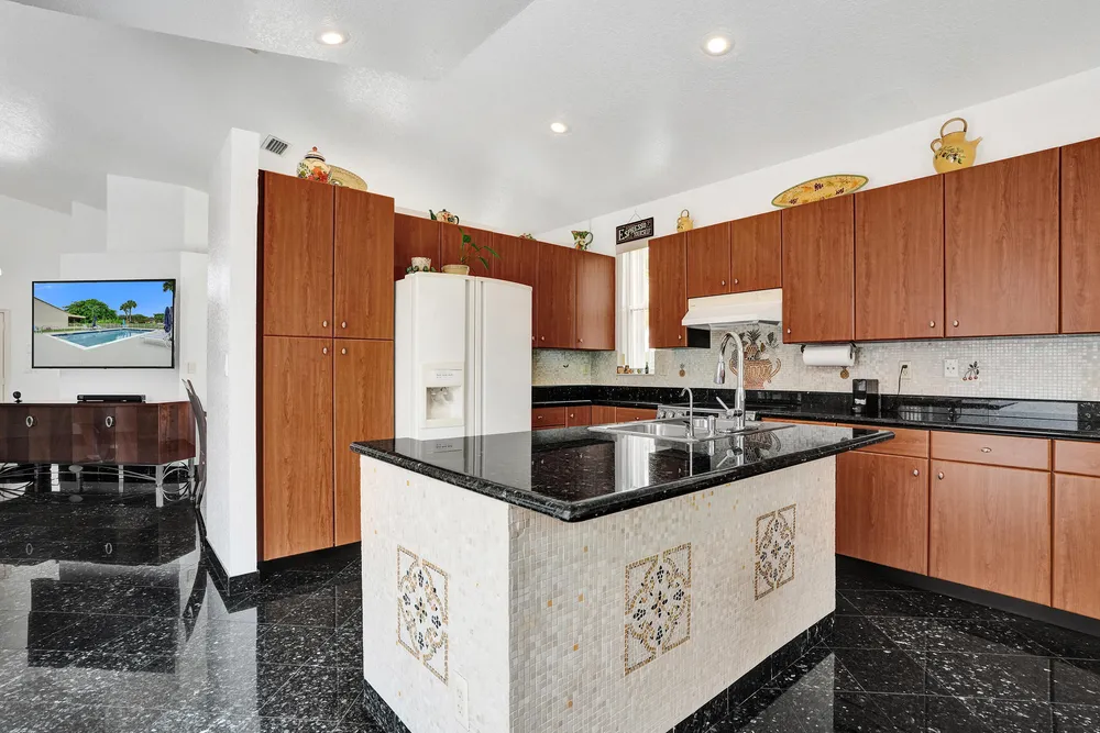 3274 NW 22nd Ave, Oakland Park, FL 33309