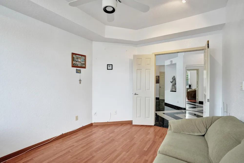 3274 NW 22nd Ave, Oakland Park, FL 33309