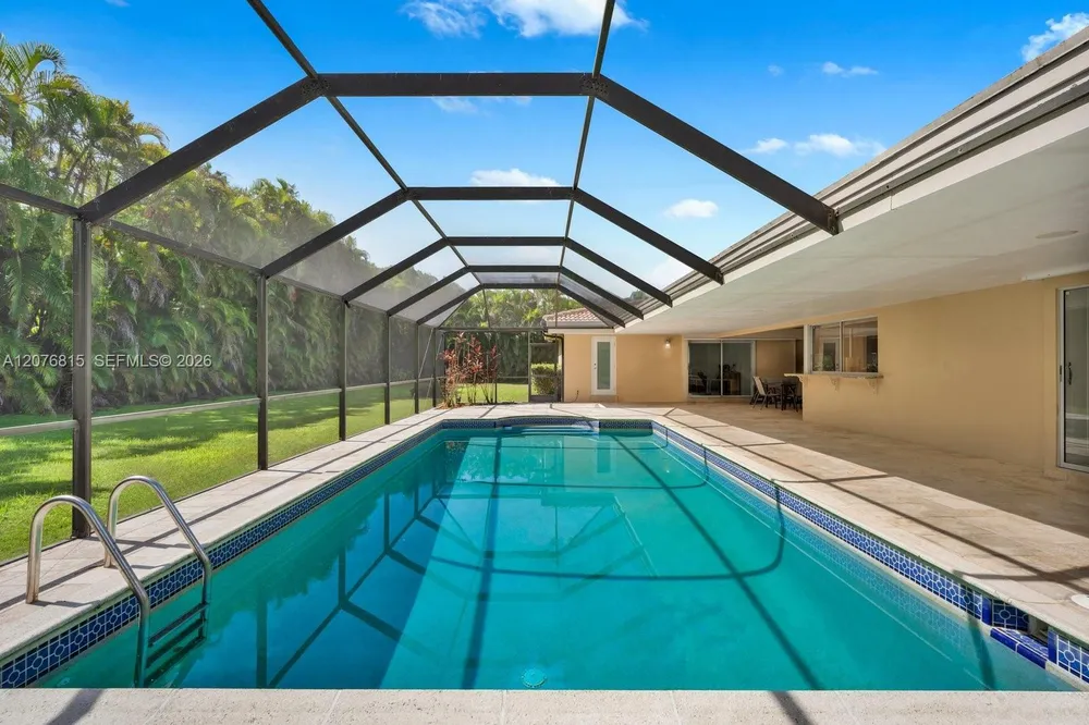 11805 SW 62nd Ave, Pinecrest, FL 33156