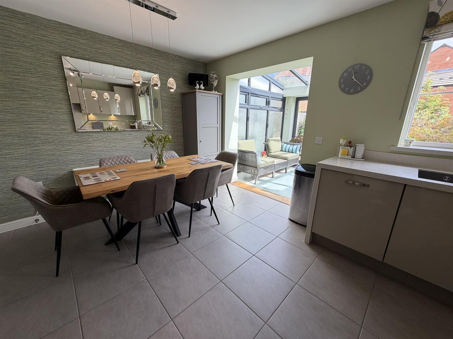 Brampton Grange Drive, Daventry Image 8
