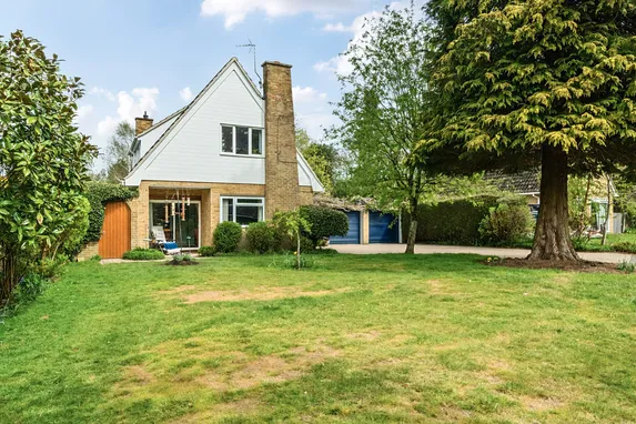Hewshott Grove, Liphook, GU30