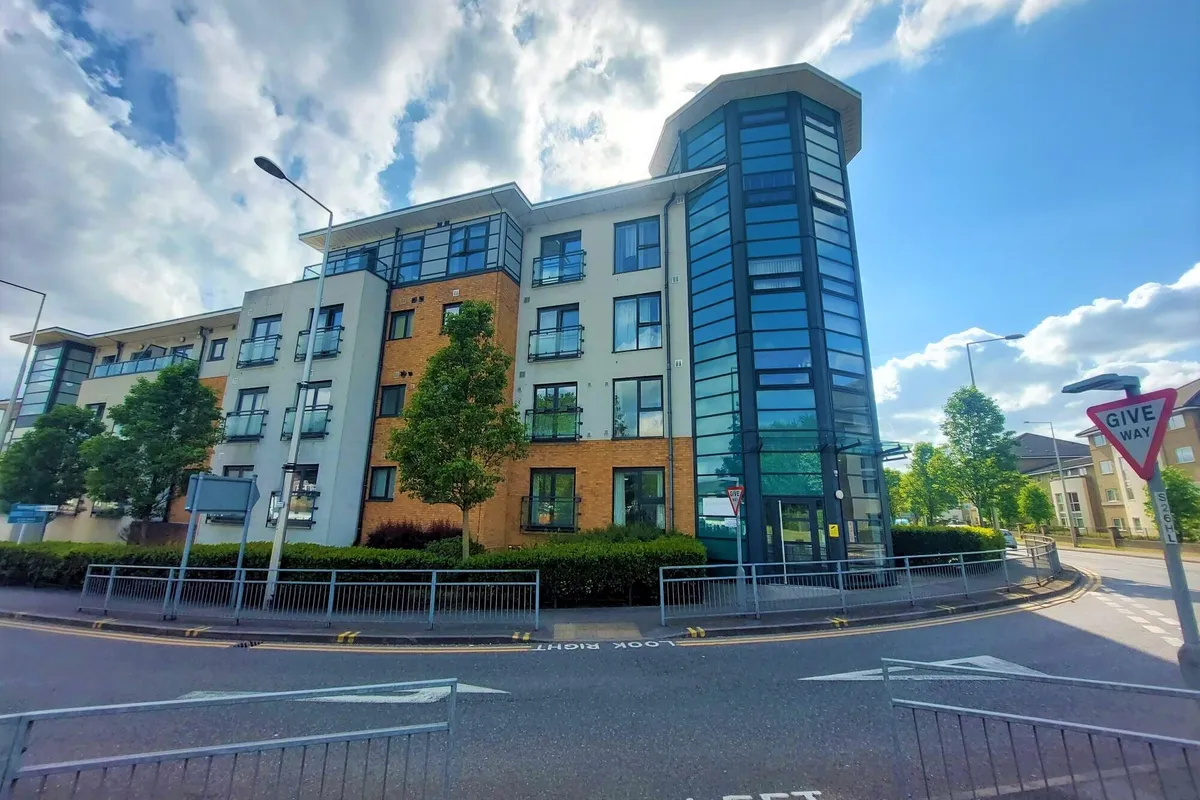Hogg Lane, GRAYS