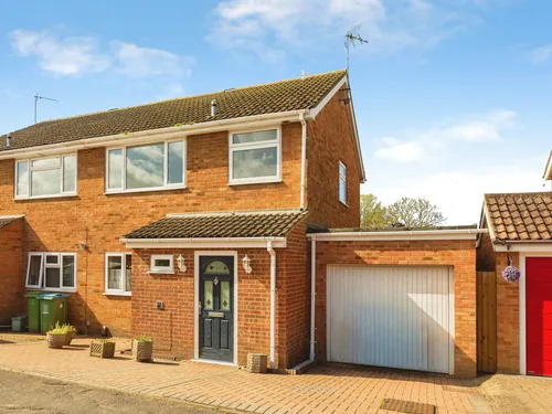 Anton Way, Hawkslade, AYLESBURYphoto