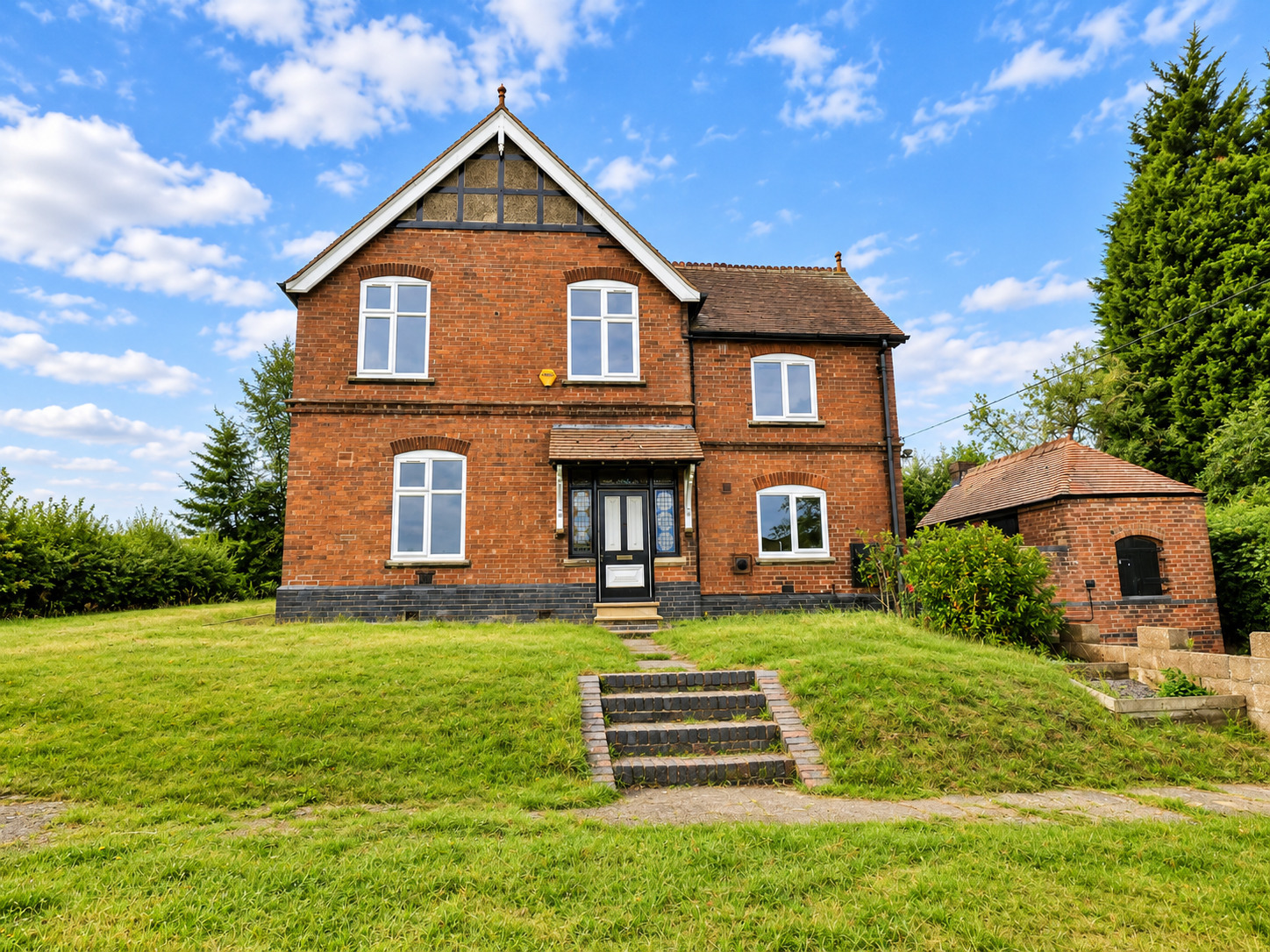 Home Farm, Lullington, Swadlincote Image 1