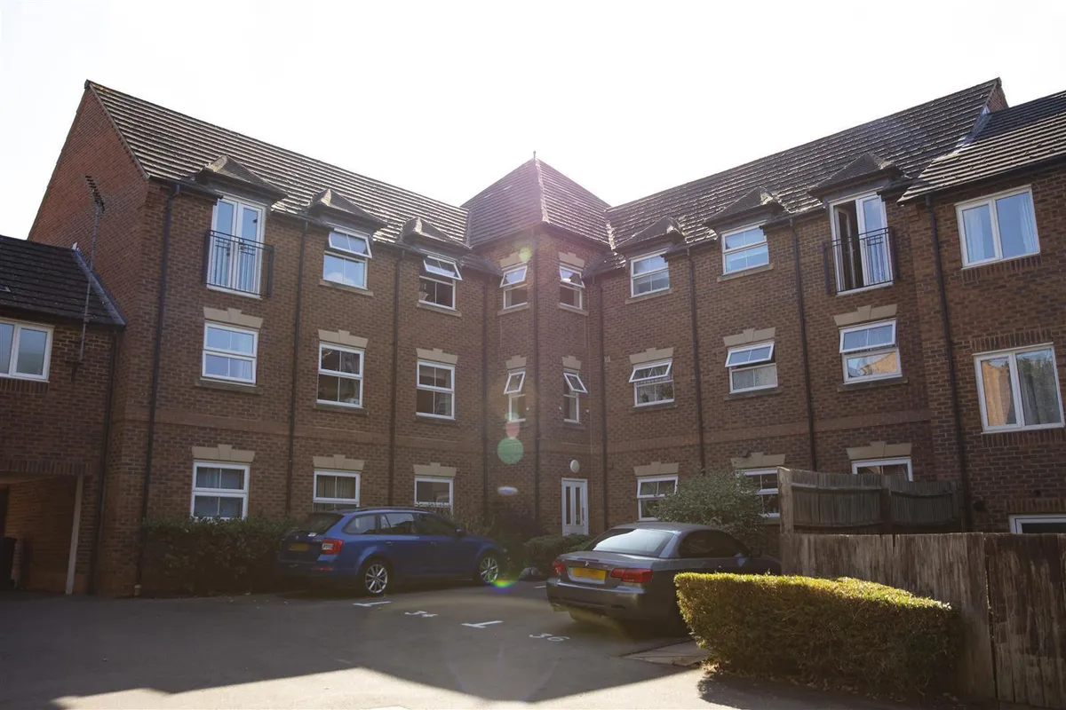 Bellway Close, Kettering