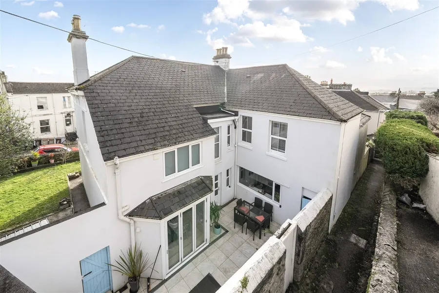 Property Image 33