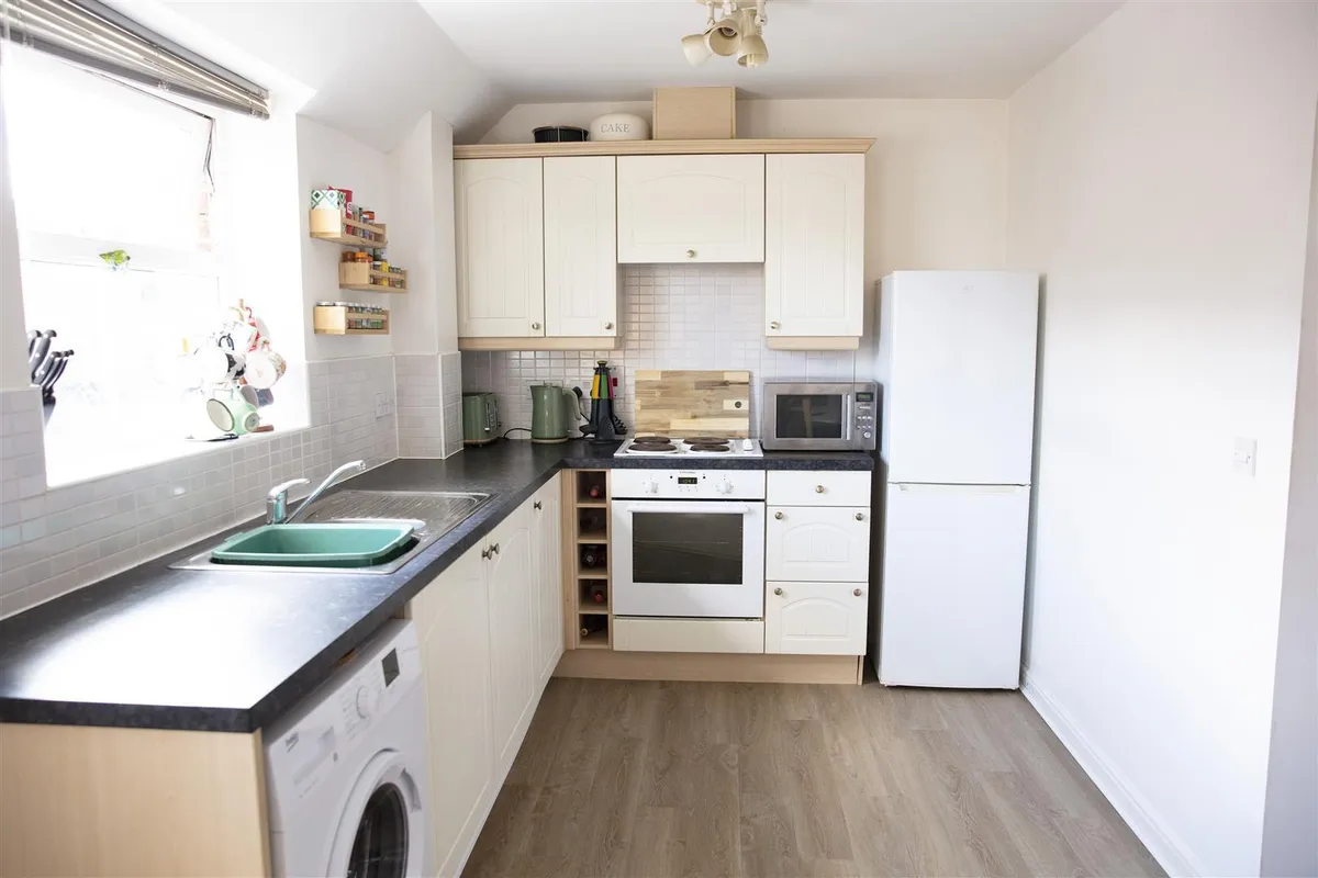 Bellway Close, Kettering