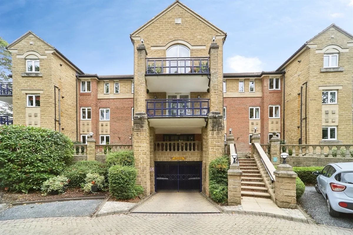 Harrogate Road, Leeds