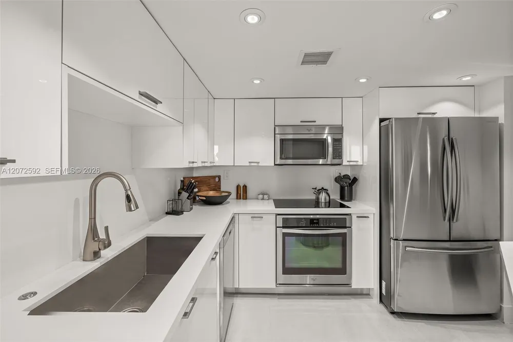 650 West Ave, Miami Beach, FL 33139