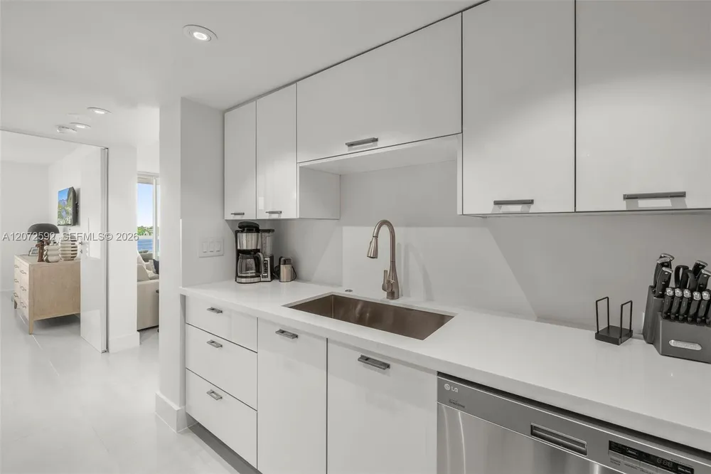 650 West Ave, Miami Beach, FL 33139