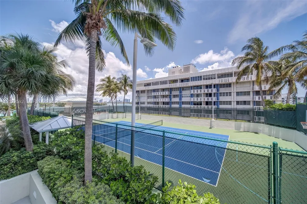 650 West Ave, Miami Beach, FL 33139