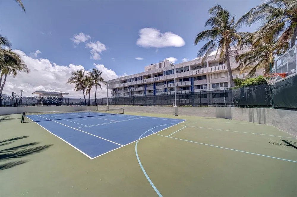 650 West Ave, Miami Beach, FL 33139