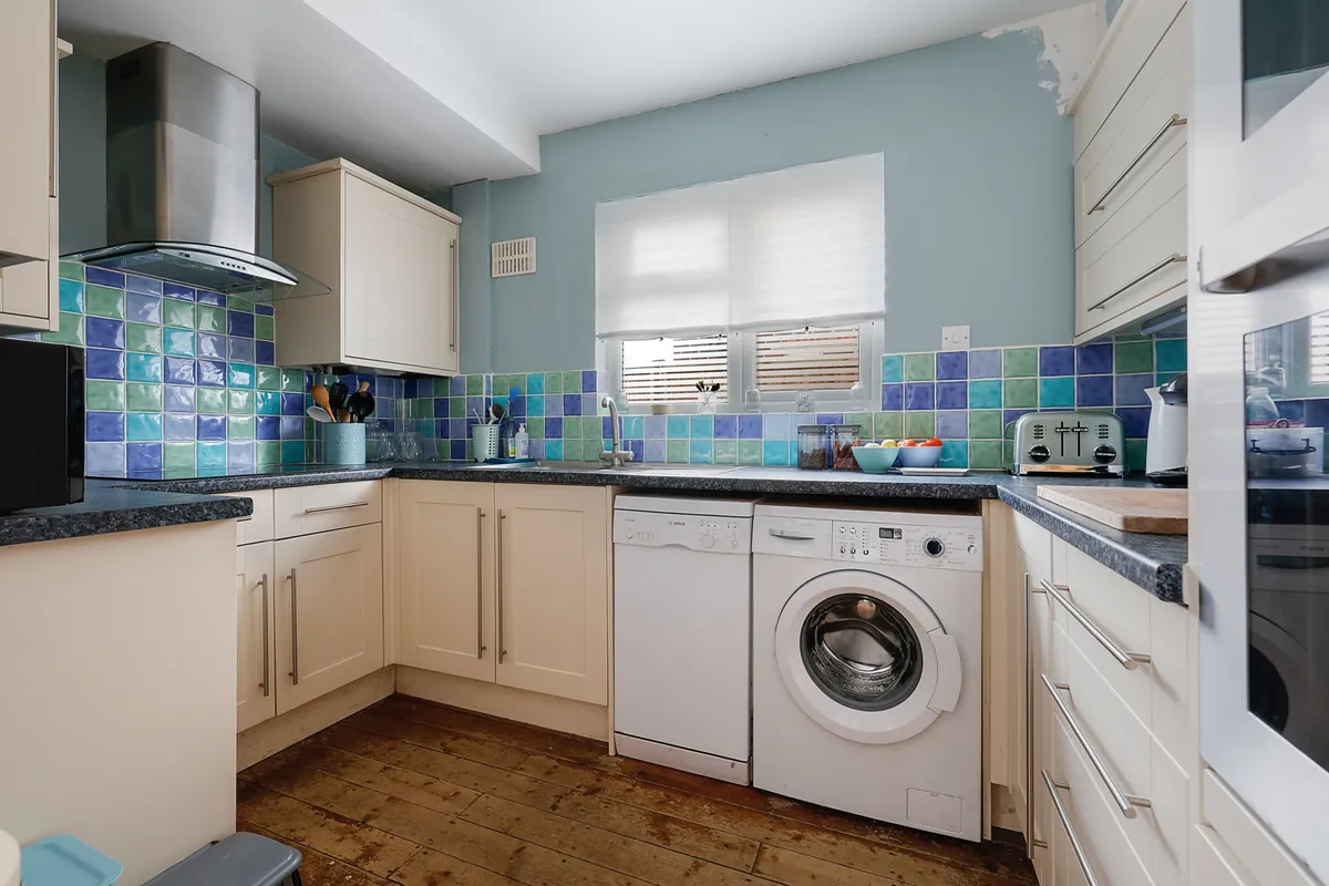 Hevers Avenue, Horley, Surrey, RH6