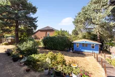 Richfield Road, Bushey, WD23 photo 3