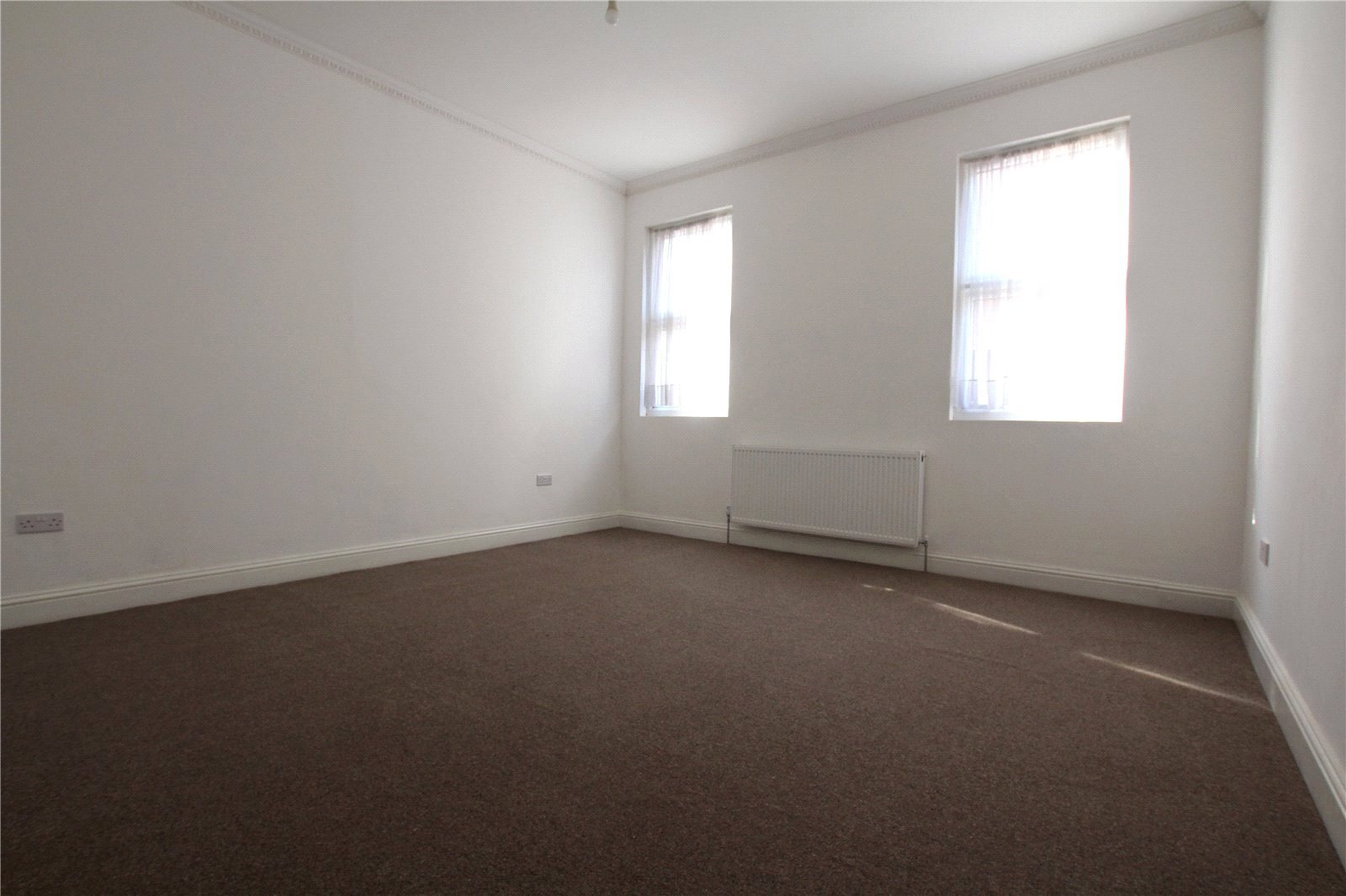 82 Aldersbrook Road, Ground Floor Flat, Wanstead, London, E12 Image 4