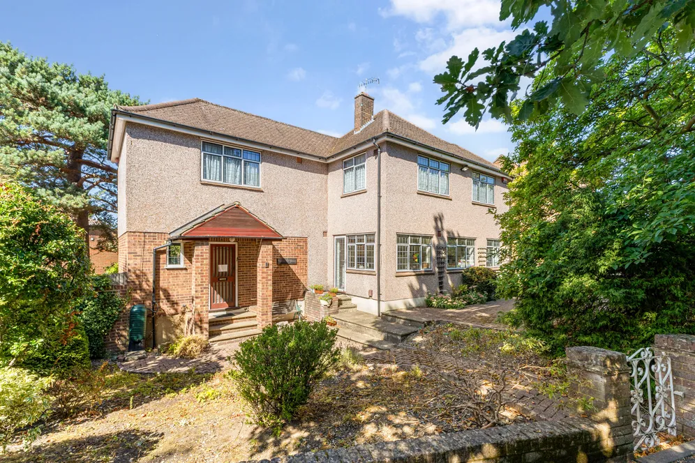 Richfield Road, Bushey, WD23 photo 19