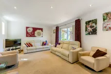 Richfield Road, Bushey, WD23 photo 20