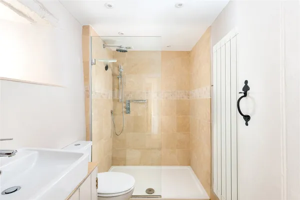 Main Street, Wadenhoe, PE8 photo 12