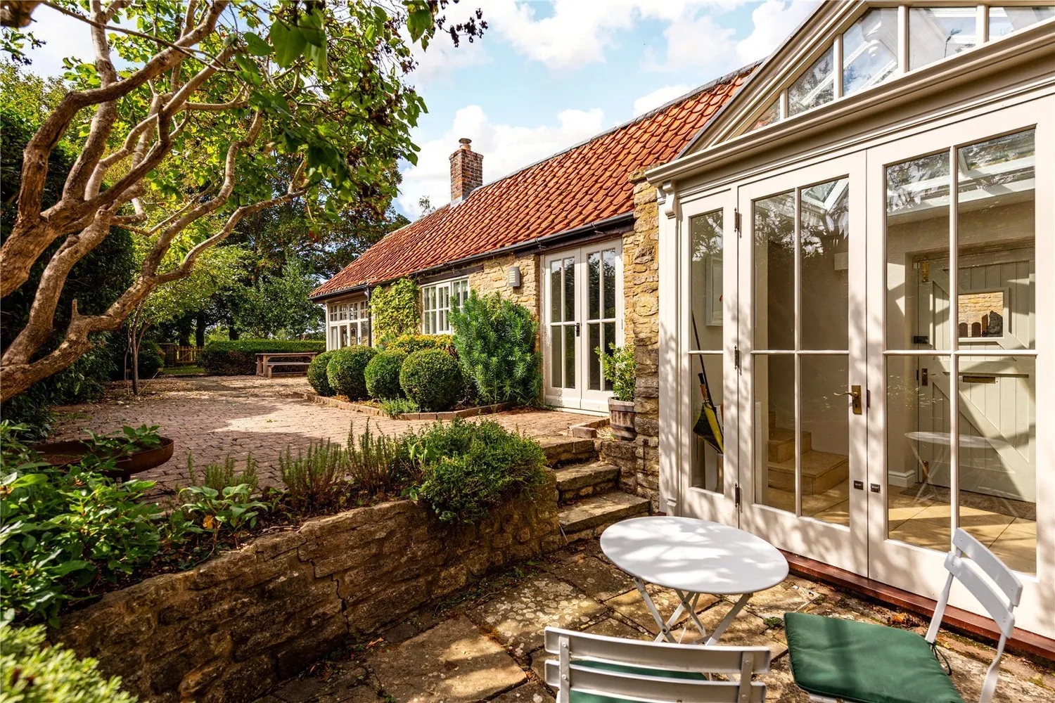 Main Street, Wadenhoe, PE8 photo 15