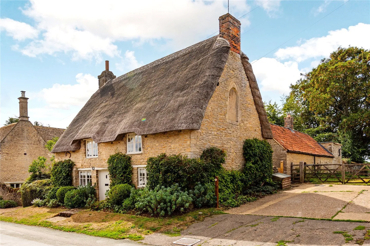 Main Street, Wadenhoe, PE8 photo 17