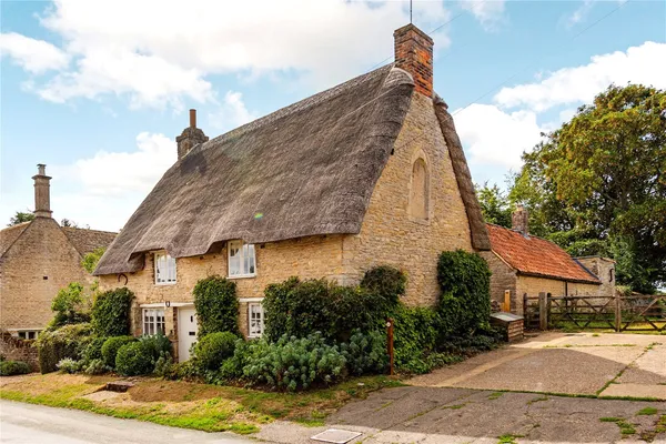 Main Street, Wadenhoe, PE8 photo 17
