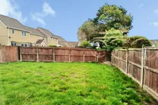 Willowherb Close, March
